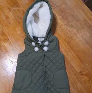 Aspen kids 3T girls sleeveless puffer jacket . EUC.
